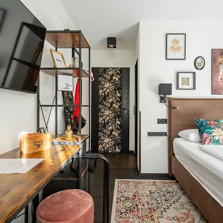 Flora Und Fauna By Kamelu Lejlighed